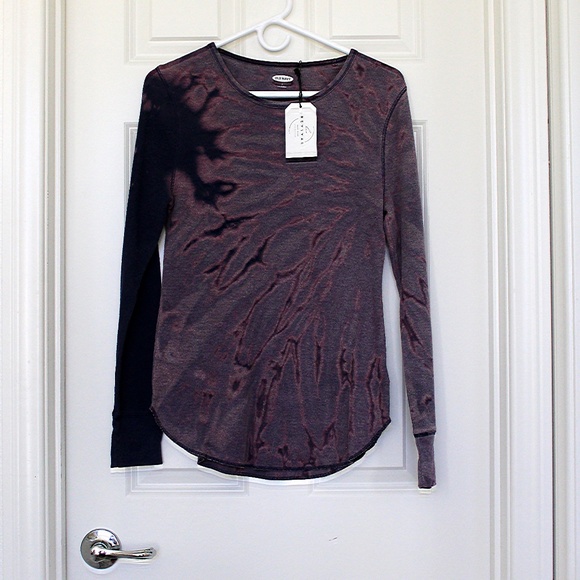 Handmade tie dye thermal top by Hue Revival - Picture 1 of 12